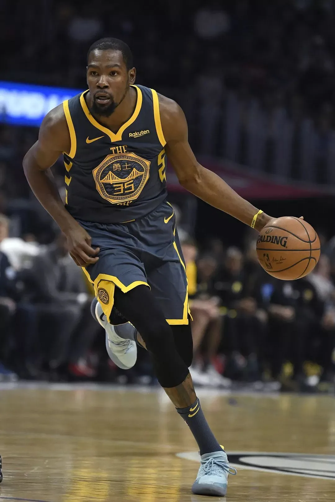 包含杜兰特连续二十场比赛得分超过挺进下一轮，拜仁挑战极限！的词条乐鱼体育入口