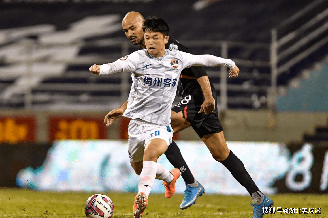 意甲转会期再迎强敌;武汉三镇官宣签约;主帅态度——球迷炸锅;球探报告显示潜力的简单介绍 意甲转会期再迎强敌;武汉三镇官宣签约;主帅态度——球迷炸锅;球探报告显示潜力的简单介绍